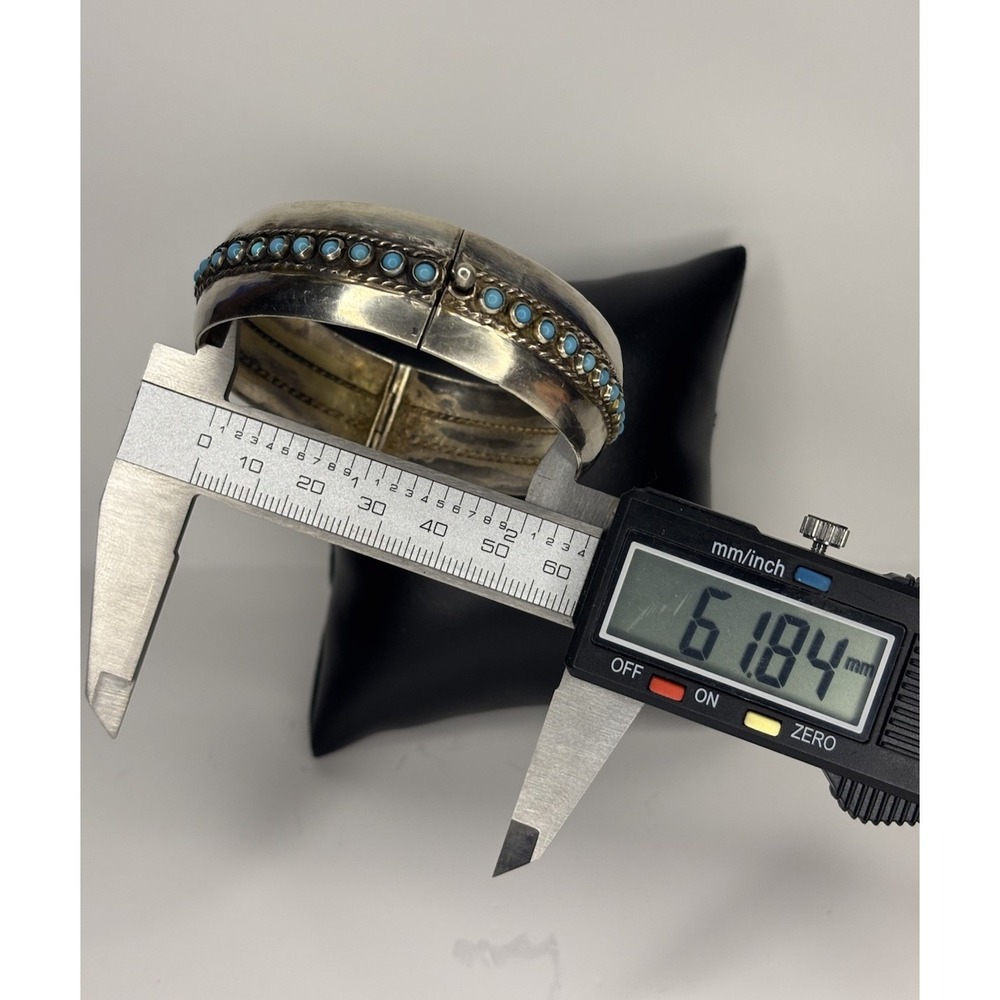 Vintage Taxco Mexico 900 Silver Turquoise Hinged Bangle Bracelet 20mm Wide - Picture 7 of 9